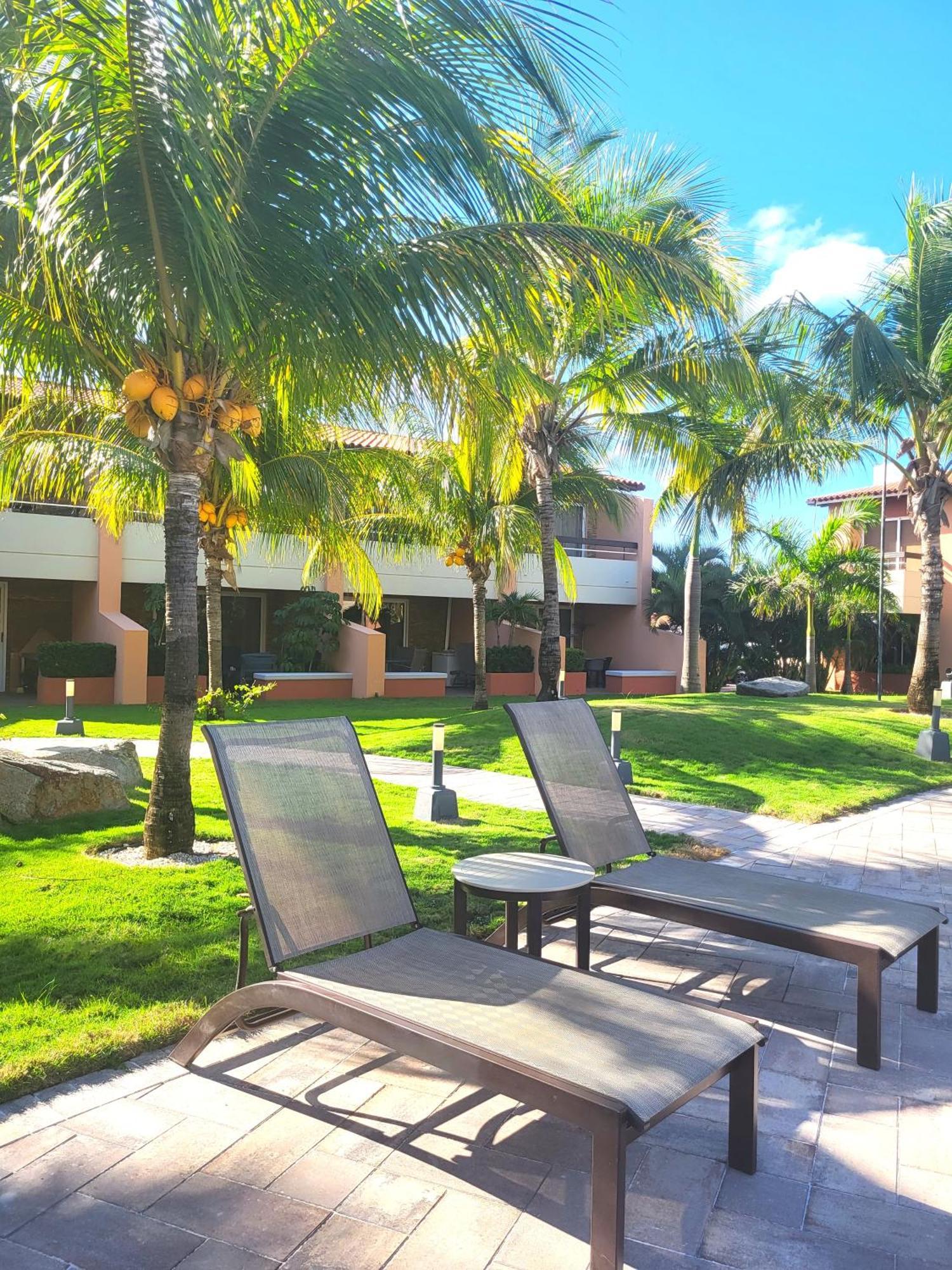 Eagle Beach Steps Away Home Palm Beach Bagian luar foto