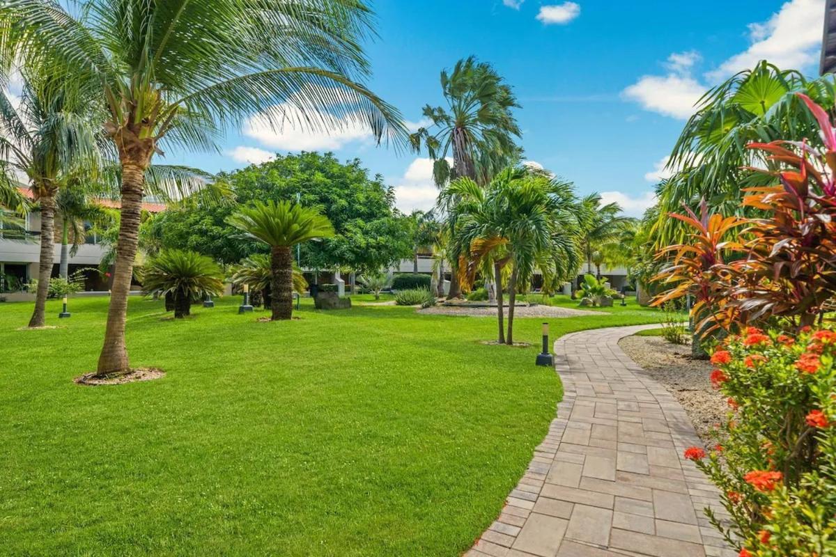 Eagle Beach Steps Away Home Palm Beach Bagian luar foto